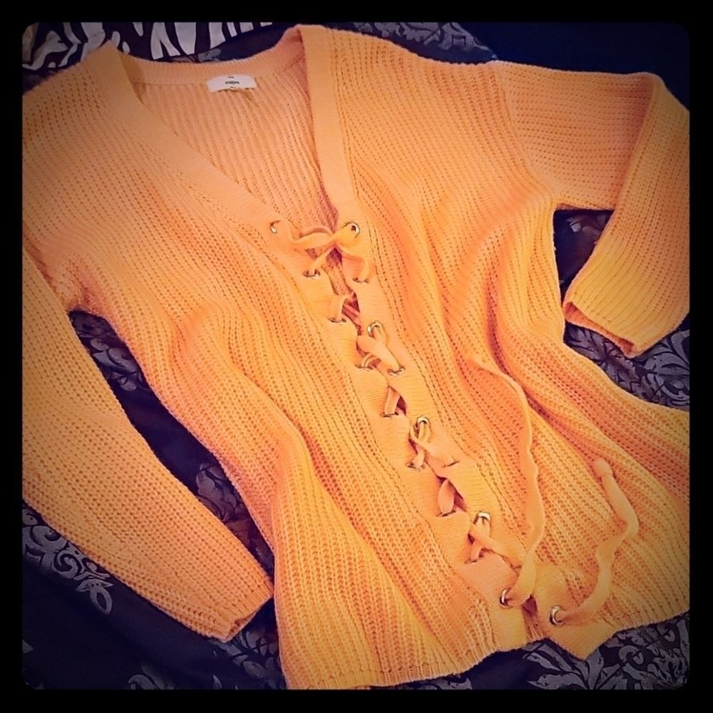 Entro Peach lace up sweater - Picture 2 of 9